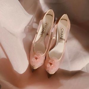Chanel BNIB camelia mesh sheer pump heels logo size 39